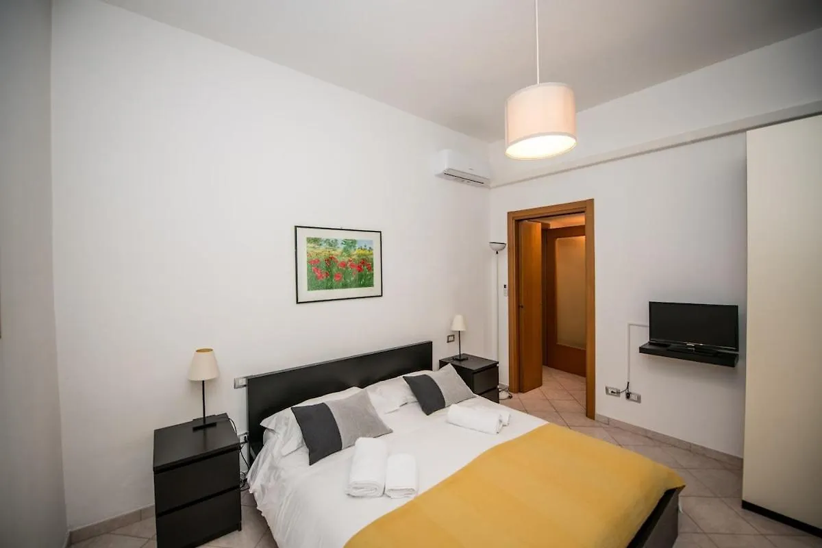 Il Tuo Rifugio Accogliente A Due Passi Da Tutto Apartamento Milão